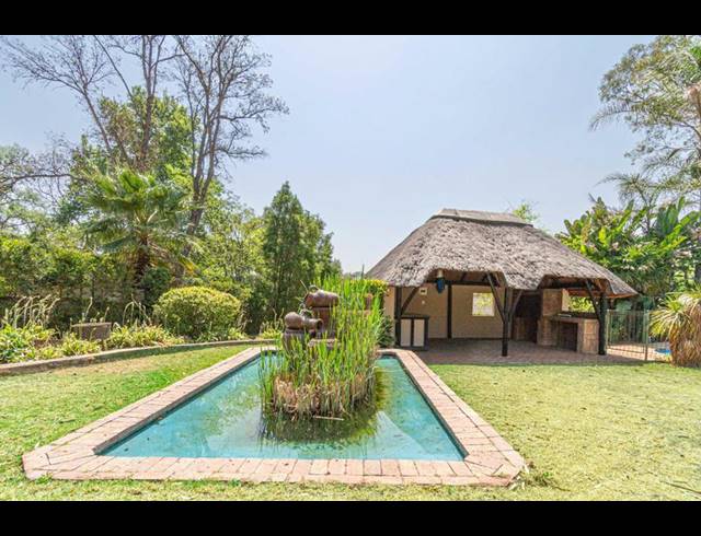 6 BEDROOM HOUSE FOR SALE IN BRYANSTON